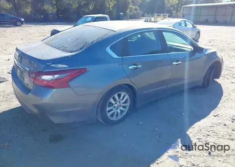 2018 Nissan Altima 2.5 S z USA, uszkodzony, nr VIN 1N4AL3AP2JC293950